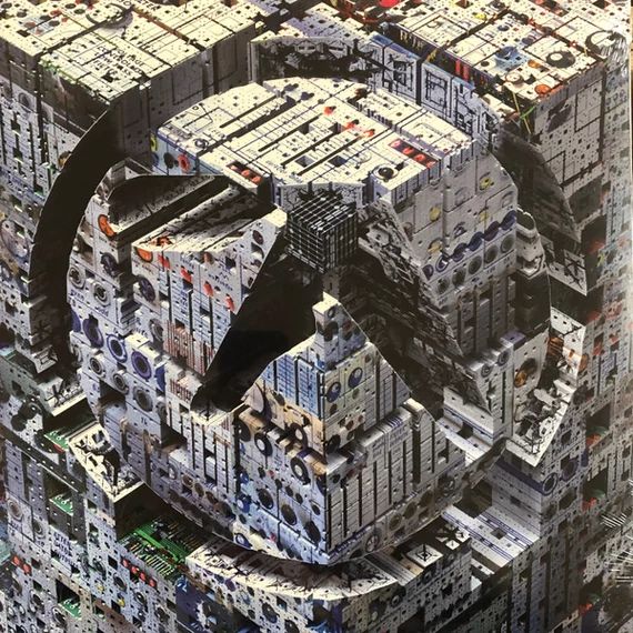 Aphex_Twin-Blackbox_LIfe_Recorder_21f_In_A_Room7_F760_UK